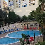 Squash Club Apartahotel