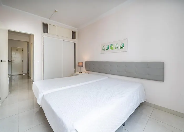 Squash Club 4* بورتيماو