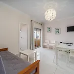 Squash Club Aparthotel 3*