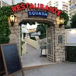 アパートホテル Squash Club 3*