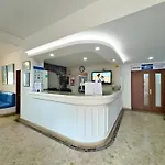 Squash Club アパートホテル