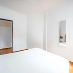 アパートホテル Squash Club ポルティマン