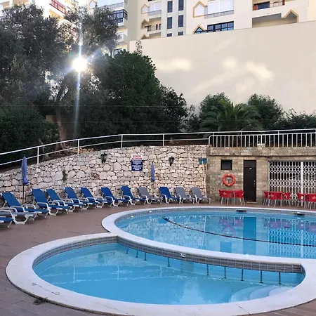 Squash Club Apart Otel