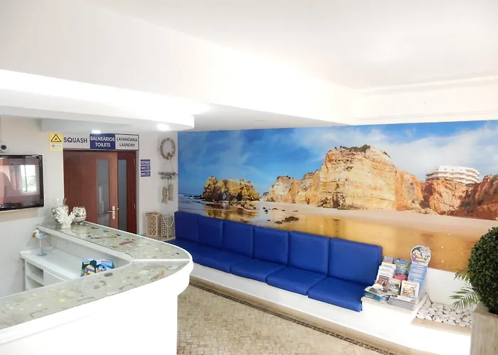 Squash Club Apart Otel