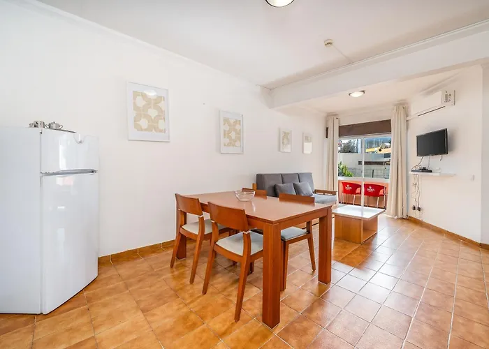 Squash Club Lejlighedshotel Portimão