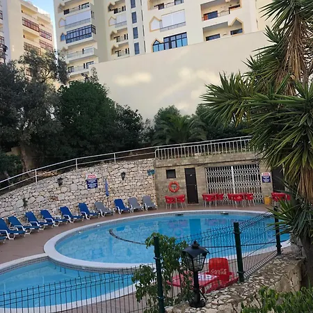 Squash Club Aparthotel